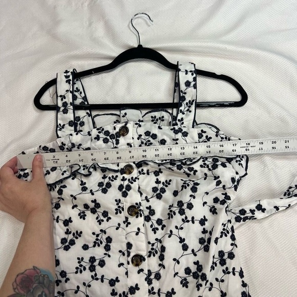 Ann Taylor White Blue Embroidered Ruffle Top Belted Knee Length Summer Dress S - Picture 7 of 11